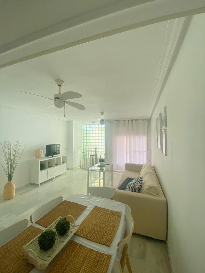 Duplex Torremolinos Suite エクステリア 写真